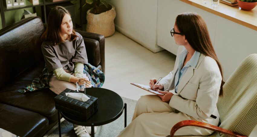 What Is Trauma-Informed Therapeutic Coaching and How Is It Different from Therapy-